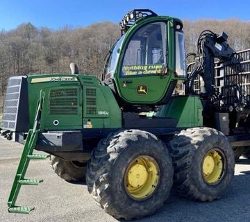 John Deere 1910E forwarder - cover