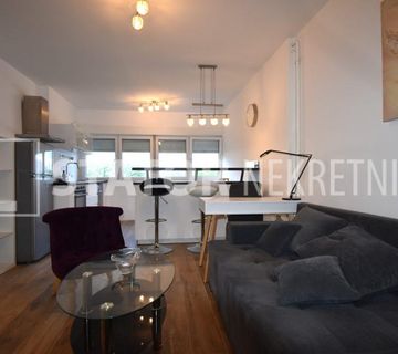 Stan: Zagreb (Dugave), 40.00 m2, zgrada s liftom - cover