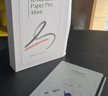 Prodajem Remarkable Paper Pro Move tablet - cover