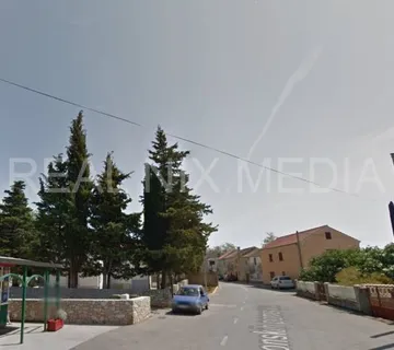 Zaton-građ.zemljište 980 m2, 600 m do mora sa legaliziranim objektom! - cover