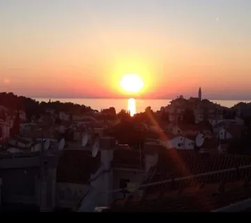 ROVINJ, CENTENER, 2 SOBNI STAN 48 M2 - cover