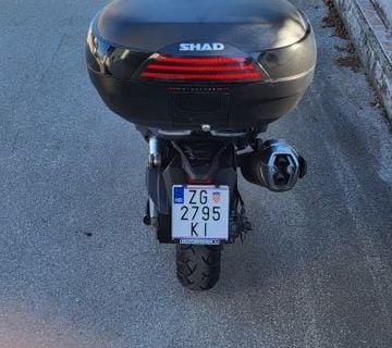 Nosač i kofer za kymco ak 550 - cover