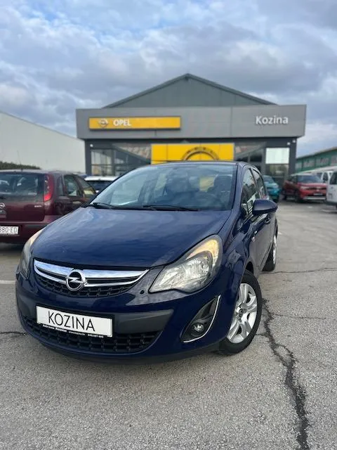 Opel Corsa 1.4 automatik - cover