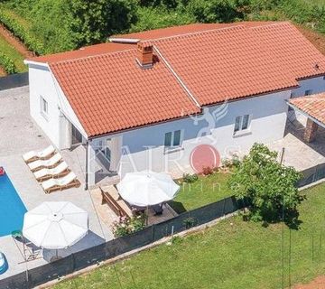 ISTRA, vila s bazenom, 390.000€ - cover