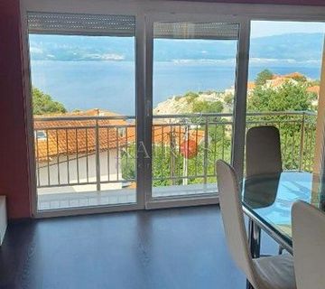 VRBNIK, P+2, 53.54 m2, kuća sa 6 apartmana - cover