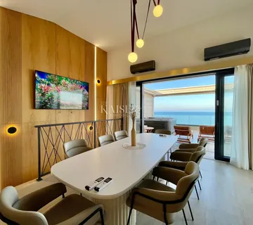Otok Pag - ekskluzivni penthouse 118m2 , prvi red do mora - cover