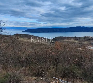 Brseč - poljoprivredno zemljište, 2450 m2 - cover