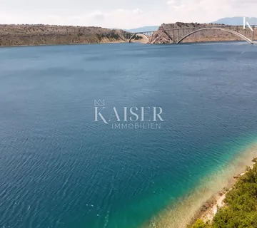 Šmrika, Kraljevica – Kućica prvi red do mora