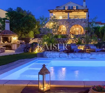 Otok Krk, Malinska, autohtona vila s pogledom na more, 260 m2 - cover