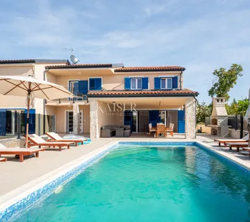 Otok Krk, Dobrinj - ekskluzivna villa 325m2