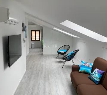 Istra - Poreč centar, moderan stan 50 m od mora