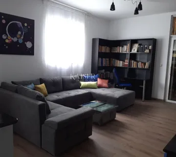 Viškovo, Saršoni - prostrani stan 3S+DB u mirnom okruženju - cover