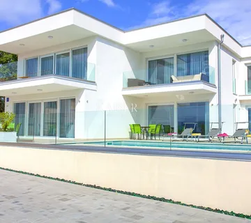 Linardići, otok Krk- vila 410m2 s bazenom i pogledom na more - cover