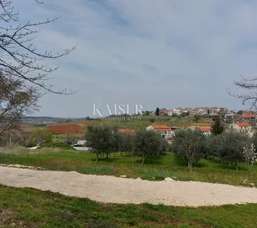 Istra, Poreč okolica - zemljište s pogledom na more