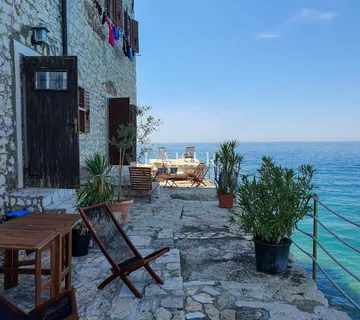Istra, Rovinj- jedinstven stan 50m2 korak do mora