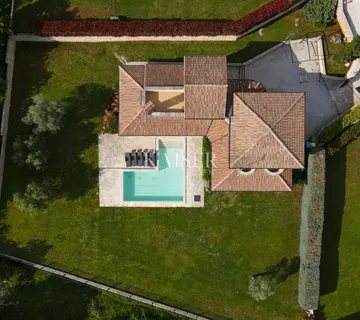 Poreč, Istra, okolica, rustikalna kamena vila sa bazenom - Sveti Lovreč Pazenatički
