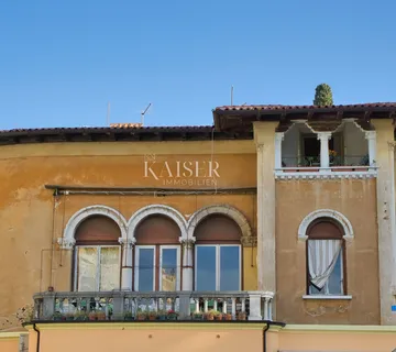Opatija, 80 m2 stana u austrougarskoj vili za potpunu adaptaciju