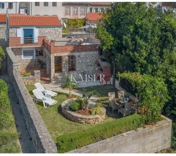 Crikvenica- kamena kuća s predivnim pogledom