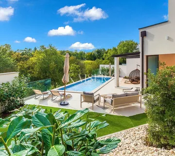 Istra, Svetvinčenat - moderna dvojna kuća - cover