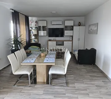 Novi Vinodolski - novouređeni stan, 2S+DB - cover