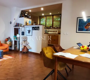Opatija, centar - 3S+DB stan s pogledom na more, 113 m2