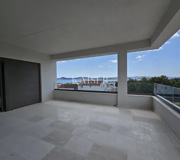Vodice, Šibenik - Moderan stan (S4) u prizemlju s nevjerojatnim pogledom na more