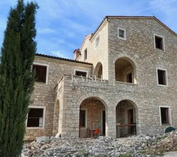 Rovinj, Sošići - jedinstvena kamena vila s pogledom na more - Sošići, Kanfanar