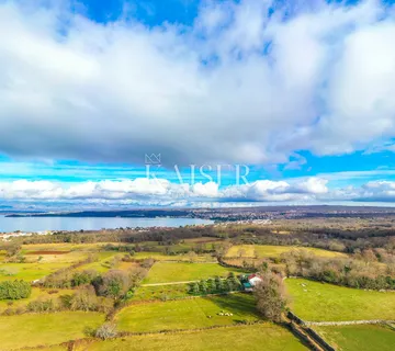 Otok Krk, Malinska - maslinik s vikendicom i pogledom na more - Porat, Malinska-Dubašnica