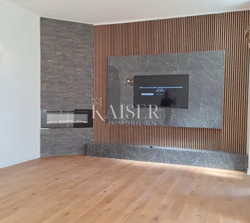 Opatija, blizina centra, stan 152 m2, prizemlje