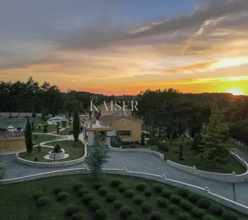 Istra, Pazin - jedinstveno imanje, 42.000 m2 - cover