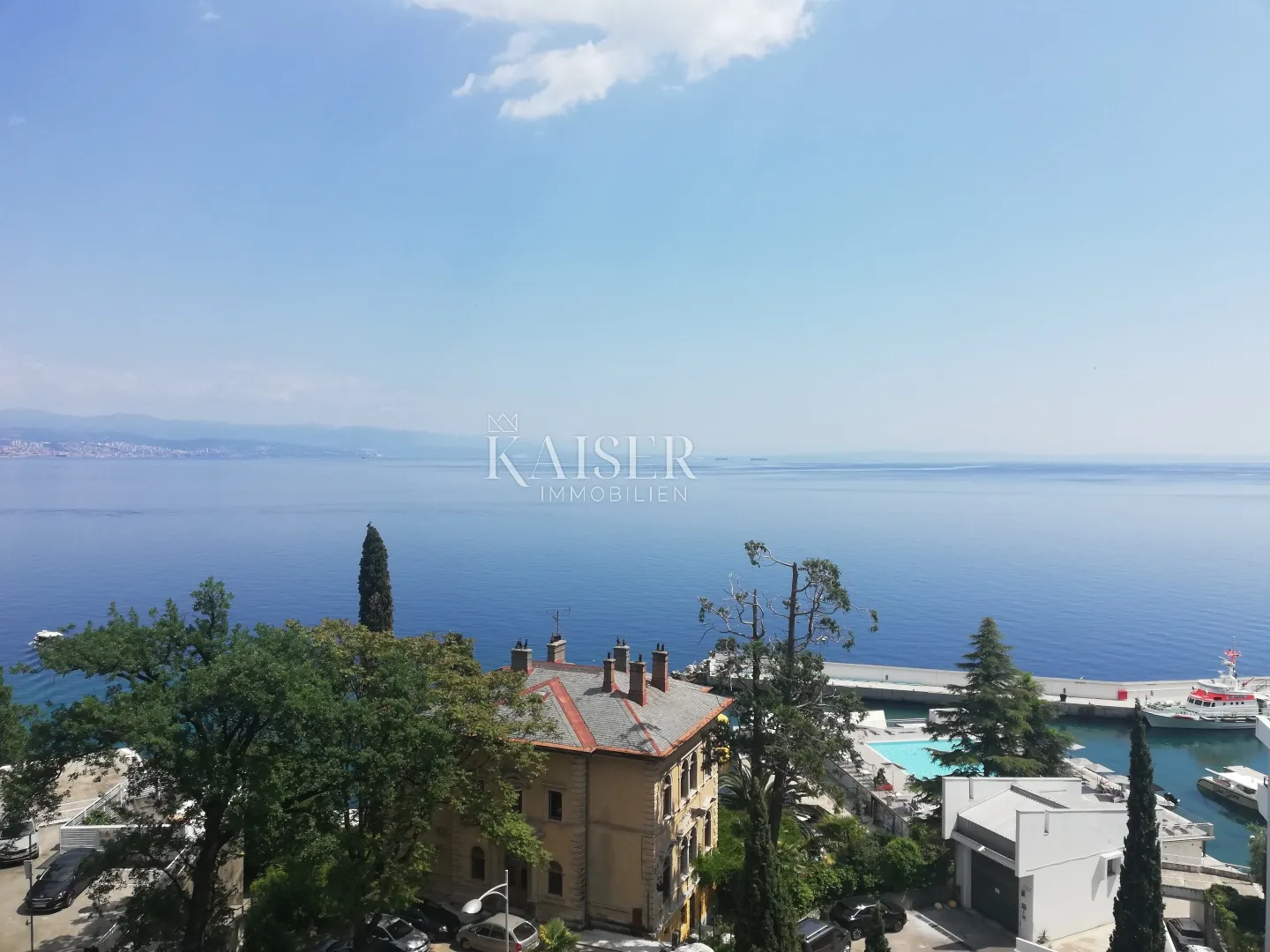 Opatija - 100 m2 stan s predivnim pogledom na more - cover