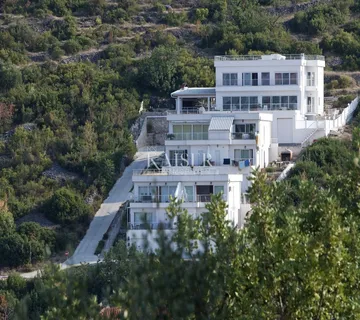 Otok Vis - vila s prekrasnim pogledom na more - cover