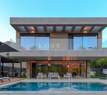 Otok Krk, Baška - luksuzna villa sa bazenom