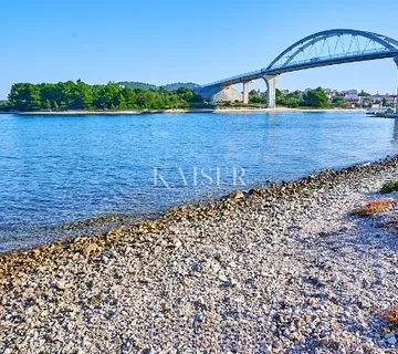 Ugljan, Kukljica - građevinsko zemljište u blizini mosta Ždrelac - cover