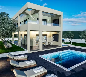 VODICE-LUKSUZNA VILA S BAZENOM I PROSTRANIM TERASAMA - cover