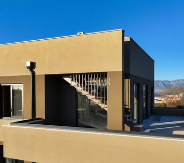 Privlaka, Sabunike - Luksuzan stan 500m od mora - cover