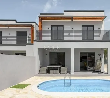 Istra, Labin - novogradnja s bazenom, 130m2 - cover