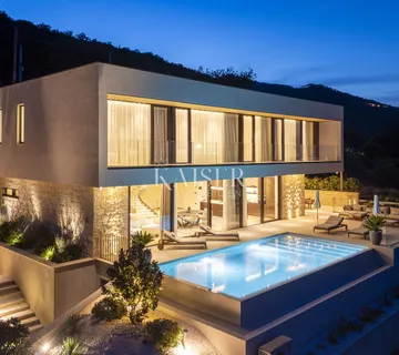 Opatijska rivijera - vila s morem na dlanu, 290 m2 - cover