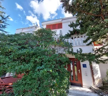 Novi Vinodolski, Klenovica - Stara Vila 100 metara od mora - cover