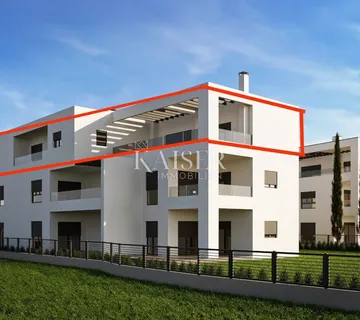 Istra, Poreč - luksuzni penthouse 800m od mora