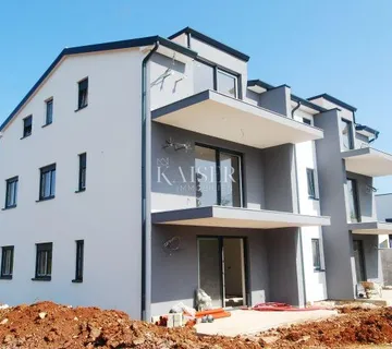 Istra, Poreč, okolica - stan 128m2, 5 spavaćih soba - cover