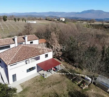 Istra, Gračišće- prekrasna istarska kuća, stancija, okružena prirodom i vinogradima - cover