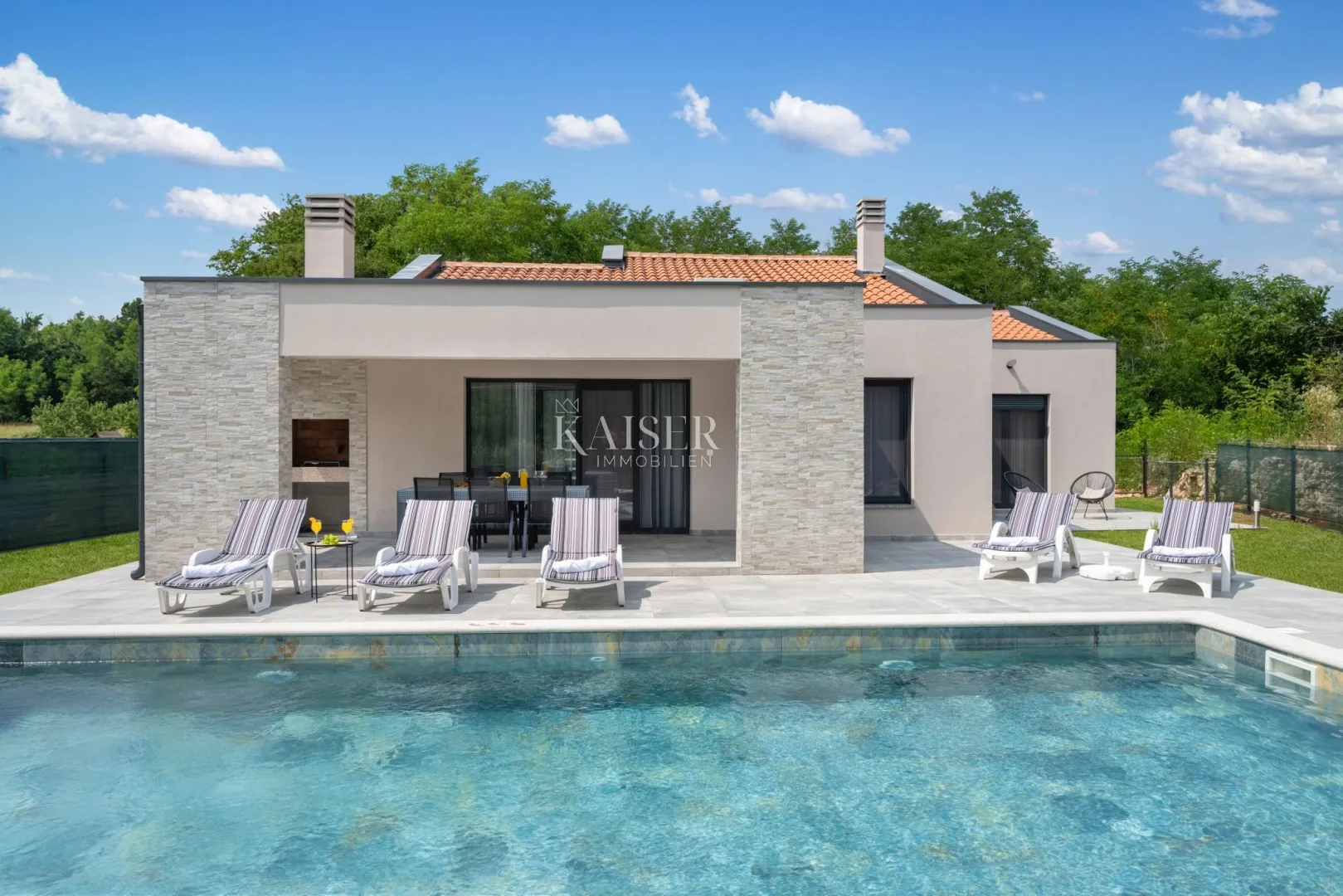 Istra, Labin - novogradnja s bazenom, 130 m2 - cover