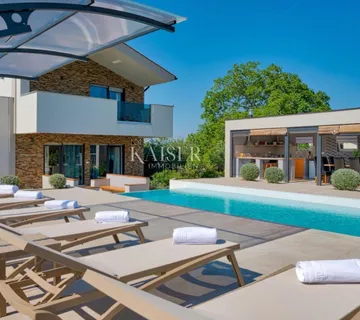 Istra - luksuzna vila, 380m2 - Marčana