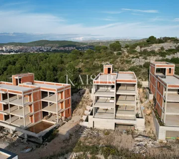 Iznimna investicijska prilika – Luksuzni rezidencijalni portfelj u Mandalini, Šibenik - cover