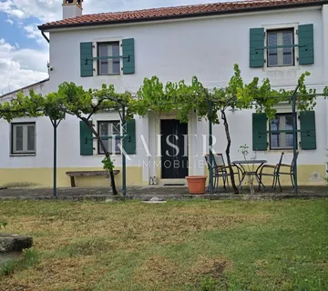 Istra, Juricani, Jedinstvena prilika!!!! Kamena kuća u prirodi sa zemljištem!!!! - cover