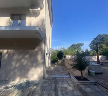 Zadar, Pakoštane - Jednosoban stan 46,28 m2 u prizemlju s bazenom - cover