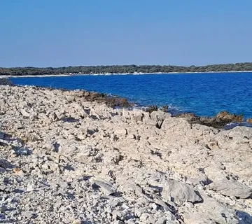 Cres, uvala Meli, poljoprivredno zemljište uz more - Belej, Mali Lošinj