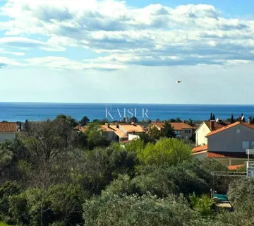 Istra, Peroj stan sa pogledom na more 61m2 - Peroj, Vodnjan