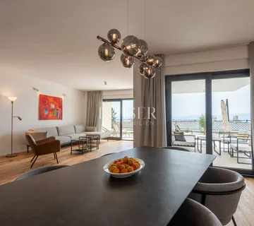 Kostrena - moderna duplex kuća sa bazenom za najam - cover